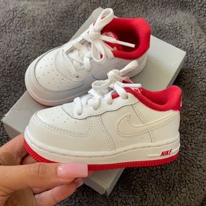 Toddler 6c white and red Air Force 1’s